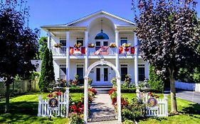 The White House Boutique B&B